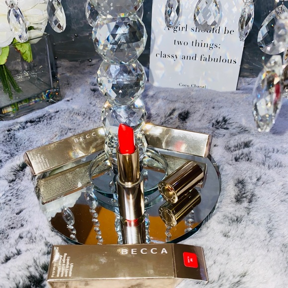 Becca Ultimate Lipstick 💄. - Picture 6 of 8